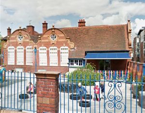 Elmscot (Chester) Building