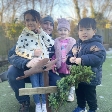 Woodwork squirrel Mark & childre